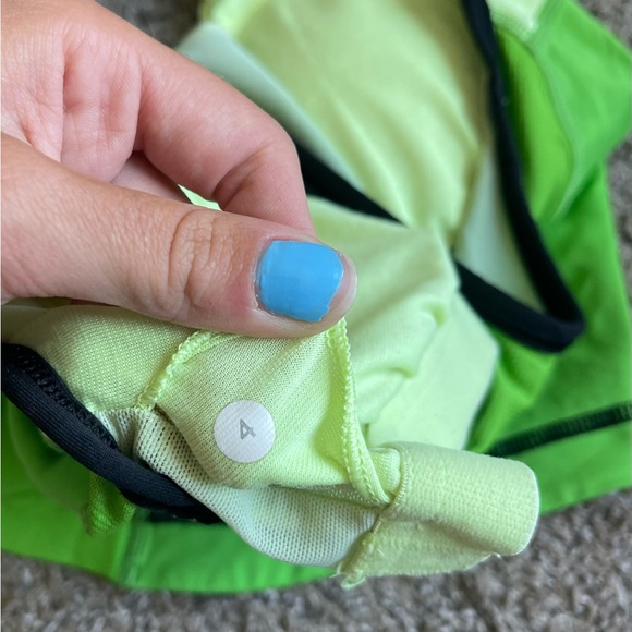 Lululemon tank top - Picture 2 of 4